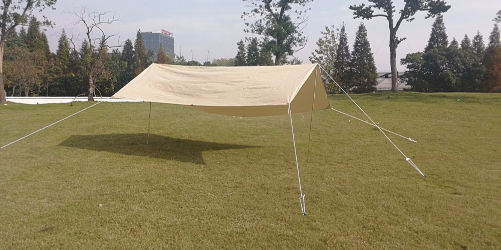 10 Must-Have Features of the Perfect Camping Tarp
